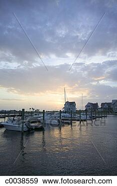 Stock Photograph - boats in a harbour. 
fotosearch - search 
stock photos, 
pictures, images, 
and photo clipart