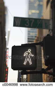 Stock Photo - pedestrian signal 
in manhattan. 
fotosearch - search 
stock photos, 
pictures, images, 
and photo clipart