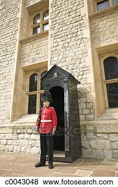 Stock Photo - guard at buckingham 
palace in london 
england. fotosearch 
- search stock 
photos, pictures, 
images, and photo 
clipart