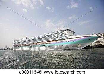 Stock Photo - cruise ship leaving 
port, boston, 
massachusetts. 
fotosearch - search 
stock photos, 
pictures, images, 
and photo clipart