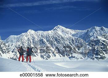 Stock Photo - skiers. fotosearch 
- search stock 
photos, pictures, 
images, and photo 
clipart