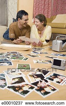 Foto - par,  digital, 
 impressões. fotosearch 
- busca de fotos, 
imagens e clipart