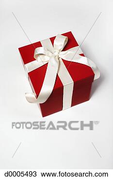 Banco de Imagem - vermelho,  branca, 
 embrulhado,  
presente. fotosearch 
- busca de fotos, 
imagens e clipart