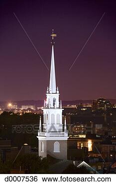 Banco de Imagem - centro cidade, 
 boston,  campanário, 
 noturna. fotosearch 
- busca de fotos, 
imagens e clipart