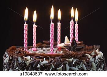 அழகிய கேக்  birthday cake  - Page 4 Birthday-cake-lit_~u19848637