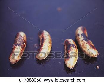 Arquivo de Fotografias - barbecuing,  linguiças. 
fotosearch - busca 
de fotos, imagens 
e clipart