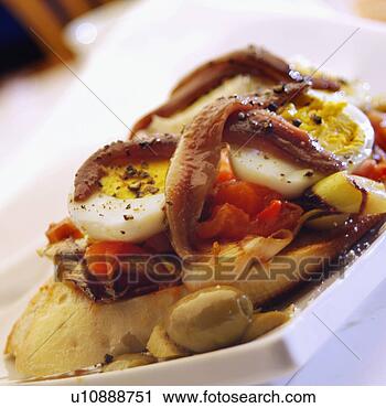 Arquivo de Fotografia - bruschetta,  ovo. 
fotosearch - busca 
de fotos, imagens 
e clipart