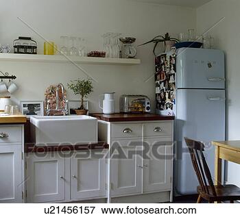 Foto - doméstico,  cozinha. 
fotosearch - busca 
de fotos, imagens 
e clipart