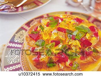 Banco de Imagem - mousse,  bolo, 
 coberto,  geléia, 
 prato. fotosearch 
- busca de fotos, 
imagens e clipart