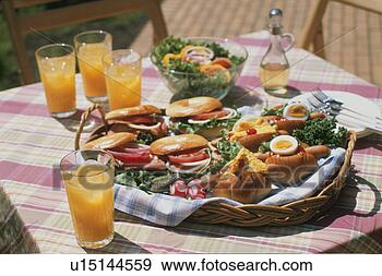 Arquivo Fotográficos - brunch,  bagel, 
 areia. fotosearch 
- busca de fotos, 
imagens e clipart