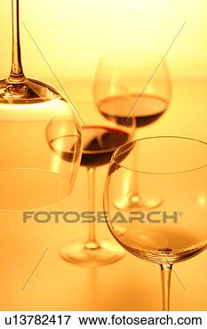 Foto - vinho. fotosearch 
- busca de fotos, 
imagens e clipart