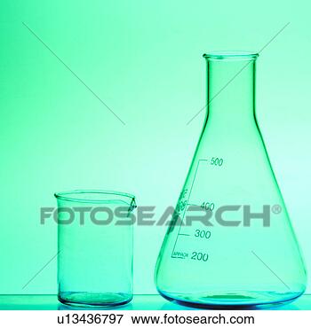 external image close-up-beaker-flask_~u13436797.jpg