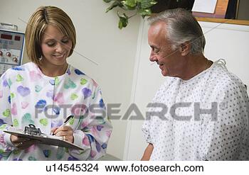 Banco de Imagem - enfermeira,  paciente. 
fotosearch - busca 
de fotos, imagens 
e clipart