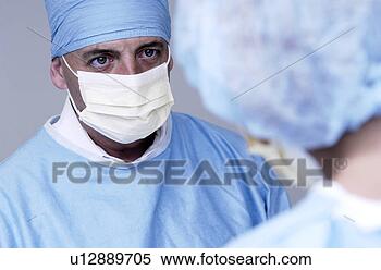 Banco de Imagem - cirurgia. fotosearch 
- busca de fotos, 
imagens e clipart