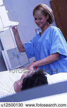 Arquivo de Fotografias - xray,  tech,  
levando,  xrays. 
fotosearch - busca 
de fotos, imagens 
e clipart