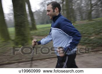 Arquivo Fotográficos - macho,  nordic, 
 caminhante. fotosearch 
- busca de fotos, 
imagens e clipart
