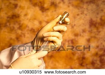 Banco de Imagem - medicação,  doutor, 
 medicina,  injeção, 
 injector,  saúde, 
 mão. fotosearch 
- busca de fotos, 
imagens e clipart
