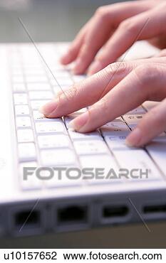 Banco de Imagem - computador,  tecnologia, 
 foco,  ainda, 
 vida. fotosearch 
- busca de fotos, 
imagens e clipart