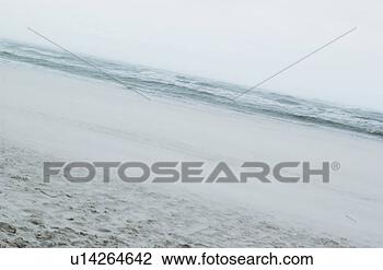 Banco de Imagem - furacão. fotosearch 
- busca de fotos, 
imagens e clipart