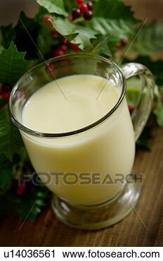 Arquivo de Fotografia - ovo,  nog. fotosearch 
- busca de fotos, 
imagens e clipart