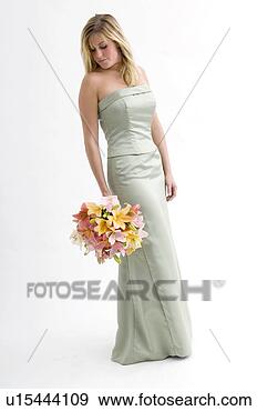 Arquivo Fotográficos - dama honra,  segurando, 
 buquet. fotosearch 
- busca de fotos, 
imagens e clipart