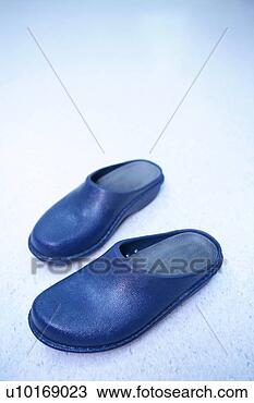 Banco de Imagem - sapato,  azul, 
 cirurgia,  cirúrgico, 
 equipamento. 
fotosearch - busca 
de fotos, imagens 
e clipart