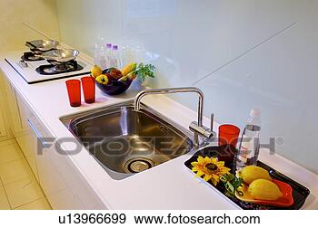 Arquivo Fotográficos - cozinha,  tabela, 
 decoração. fotosearch 
- busca de fotos, 
imagens e clipart