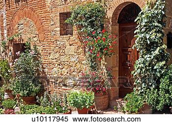 Stock Image - montichiello, 
tuscany italy. 
fotosearch - search 
stock photos, 
pictures, images, 
and photo clipart