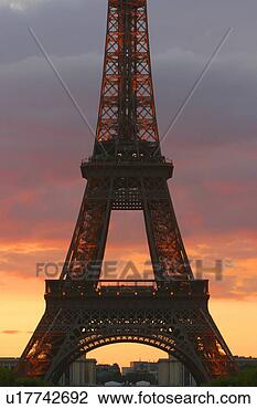 Stock Photo - eiffel, day, establishment, 
dawn, tower, landmark. 
fotosearch - search 
stock photos, 
pictures, images, 
and photo clipart