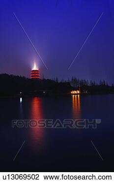 Stock Photo - the six harmonies 
pagoda,  west 
lake in hangzhou, 
 zhejiang province. 
fotosearch - search 
stock photos, 
pictures, images, 
and photo clipart