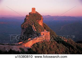 Stock Photography - perspective of 
beacon tower of 
simatai great 
wall, beijing. 
fotosearch - search 
stock photos, 
pictures, images, 
and photo clipart