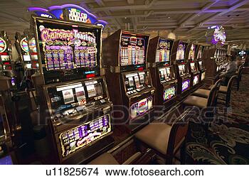 legal gambling age las vegas nv