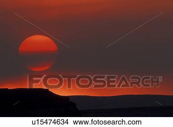 Stock Photo - christian, circle, 
farmer, horizon. 
fotosearch - search 
stock photos, 
pictures, images, 
and photo clipart