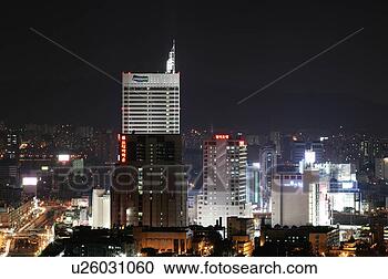 Stock Photography - building, seoul, 
dusk, night, night 
view, light, city. 
fotosearch - search 
stock photos, 
pictures, images, 
and photo clipart