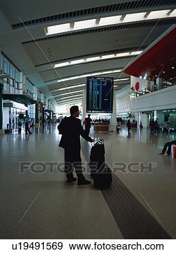 Arquivo Fotográficos - ficar,  aeroporto, 
 terminal. fotosearch 
- busca de fotos, 
imagens e clipart