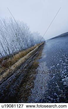 Picture - a cold and lonely 
road. fotosearch 
- search stock 
photos, pictures, 
images, and photo 
clipart