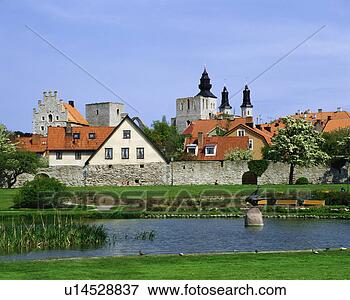 Picture - hanseatic town 
of visby in sweden. 
fotosearch - search 
stock photos, 
pictures, images, 
and photo clipart