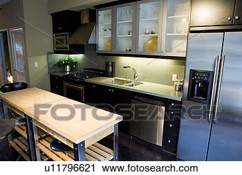 Stock Photography - -. fotosearch 
- search stock 
photos, pictures, 
images, and photo 
clipart
