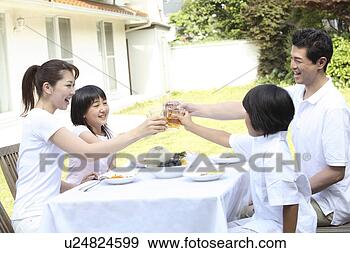 Stock Photograph - parent and child 
eating a meal. 
fotosearch - search 
stock photos, 
pictures, images, 
and photo clipart