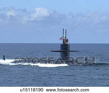 Stock Photography - the fast attack 
submarine uss 
salt lake city 
(ssn 71). fotosearch 
- search stock 
photos, pictures, 
images, and photo 
clipart