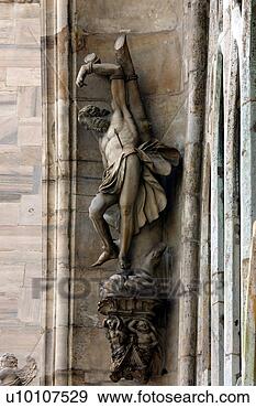 Stock Photograph - duomo ramparts-stone 
carving detail. 
fotosearch - search 
stock photos, 
pictures, images, 
and photo clipart