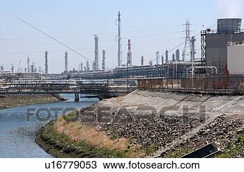 Stock Photo - industrial power 
plant. fotosearch 
- search stock 
photos, pictures, 
images, and photo 
clipart