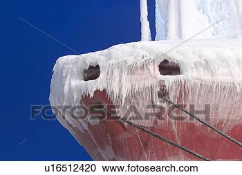Stock Photography - ship, ocean, boat, 
anchor, vast, 
ropes. fotosearch 
- search stock 
photos, pictures, 
images, and photo 
clipart