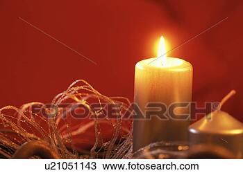 Stock Photo - fest, advent, 
advent wreath, 
anticipation, 
calf, calm, candle. 
fotosearch - search 
stock photos, 
pictures, images, 
and photo clipart