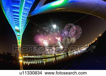 Stock Photo - night view, korea, 
outdoors, landscape, 
scenic, night, 
asia. fotosearch 
- search stock 
photos, pictures, 
images, and photo 
clipart