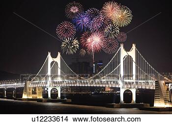 Stock Photo - night view, korea, 
outdoors, landscape, 
scenic, night, 
asia. fotosearch 
- search stock 
photos, pictures, 
images, and photo 
clipart