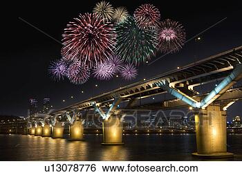 Stock Photo - night view, korea, 
outdoors, landscape, 
scenic, night, 
asia. fotosearch 
- search stock 
photos, pictures, 
images, and photo 
clipart