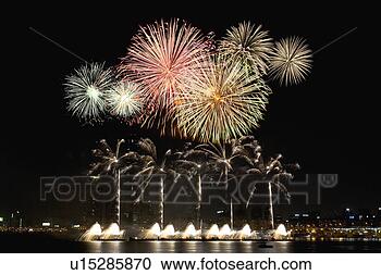 Stock Photography - night view, korea, 
outdoors, landscape, 
scenic, night, 
asia. fotosearch 
- search stock 
photos, pictures, 
images, and photo 
clipart