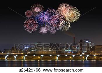 Stock Photo - night view, korea, 
outdoors, landscape, 
scenic, night, 
asia. fotosearch 
- search stock 
photos, pictures, 
images, and photo 
clipart