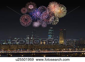Stock Photograph - night view, korea, 
outdoors, landscape, 
scenic, night, 
asia. fotosearch 
- search stock 
photos, pictures, 
images, and photo 
clipart